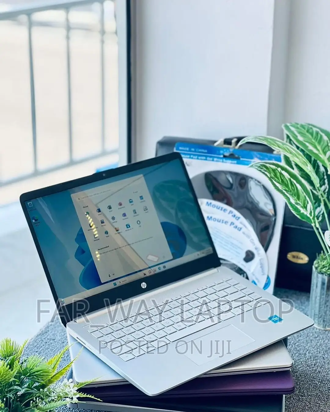 New Laptop HP 14z 8GB AMD Ryzen SSD 256GB