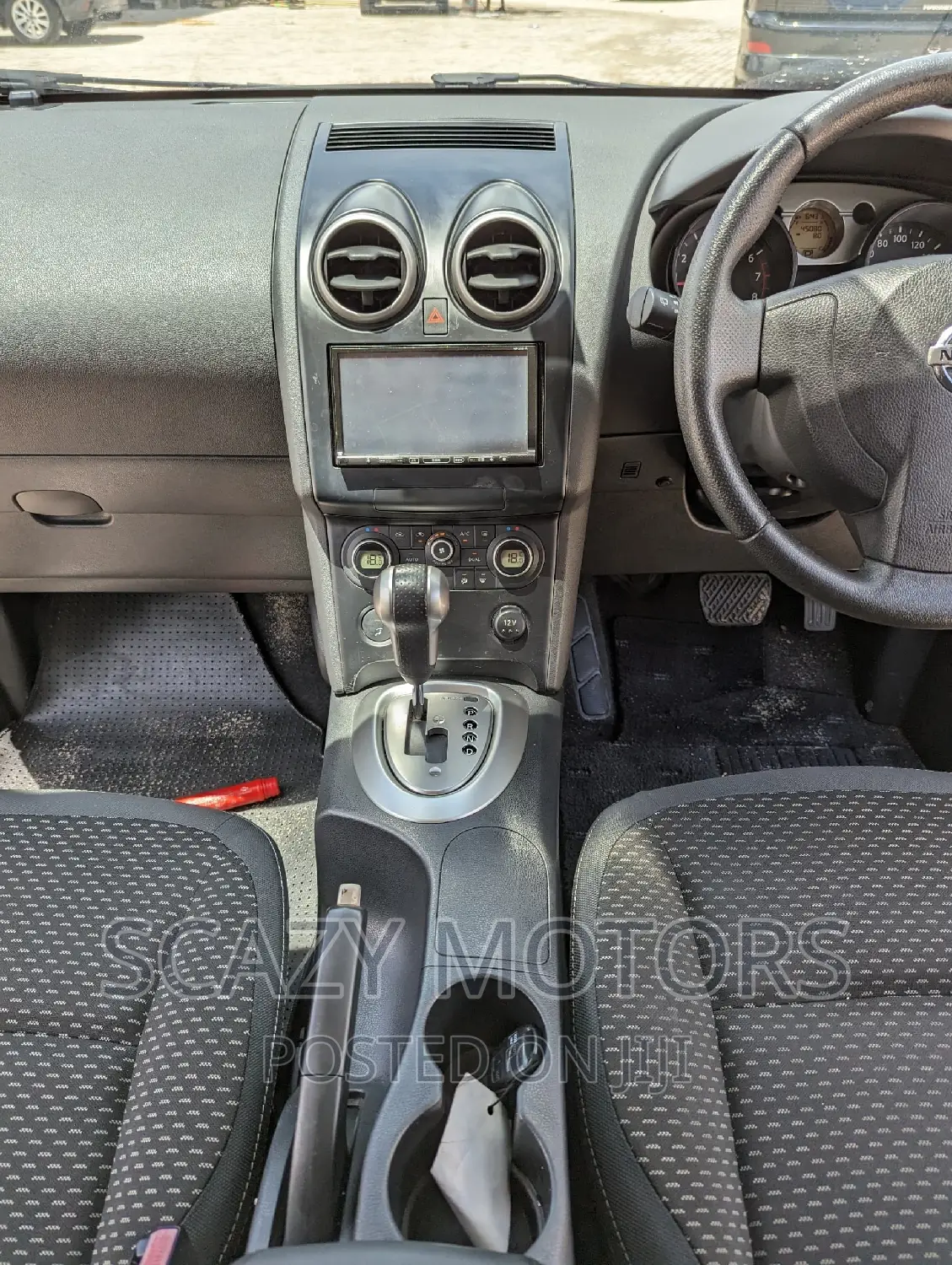 Nissan Dualis 2011 Black