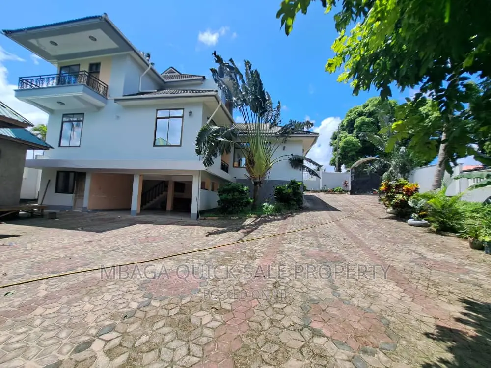 4bdrm House in Mbezi Mwisho for rent
