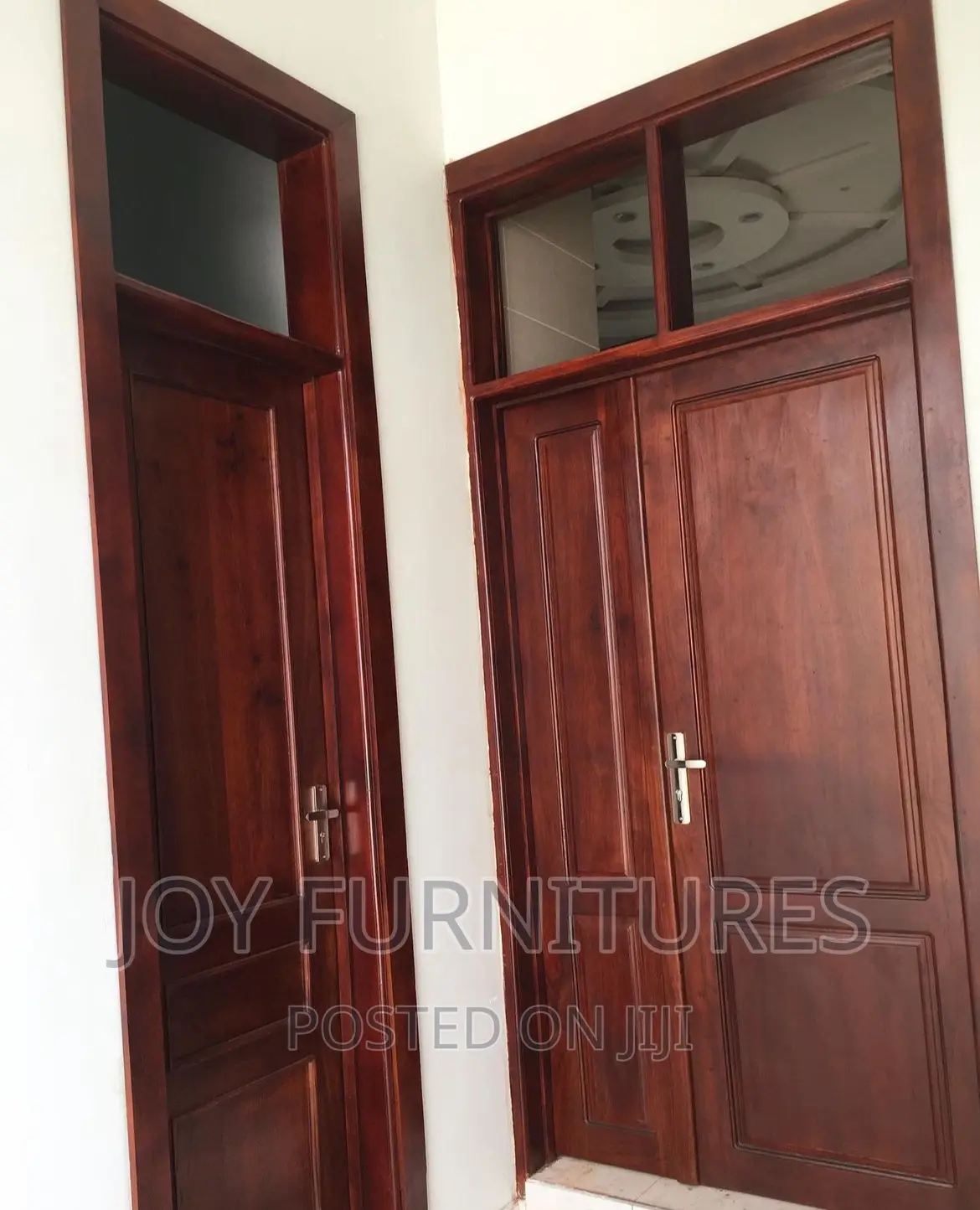 Double Door (Mninga)