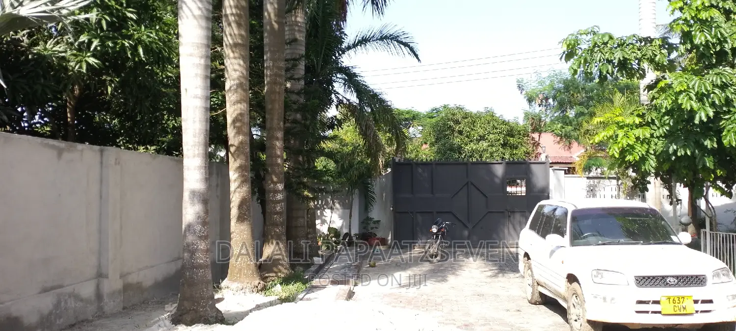 3bdrm House in Dalalipapaatzseven, Bunju for rent