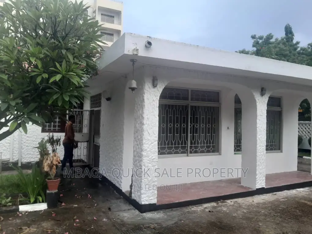 4bdrm House in Masaki for rent