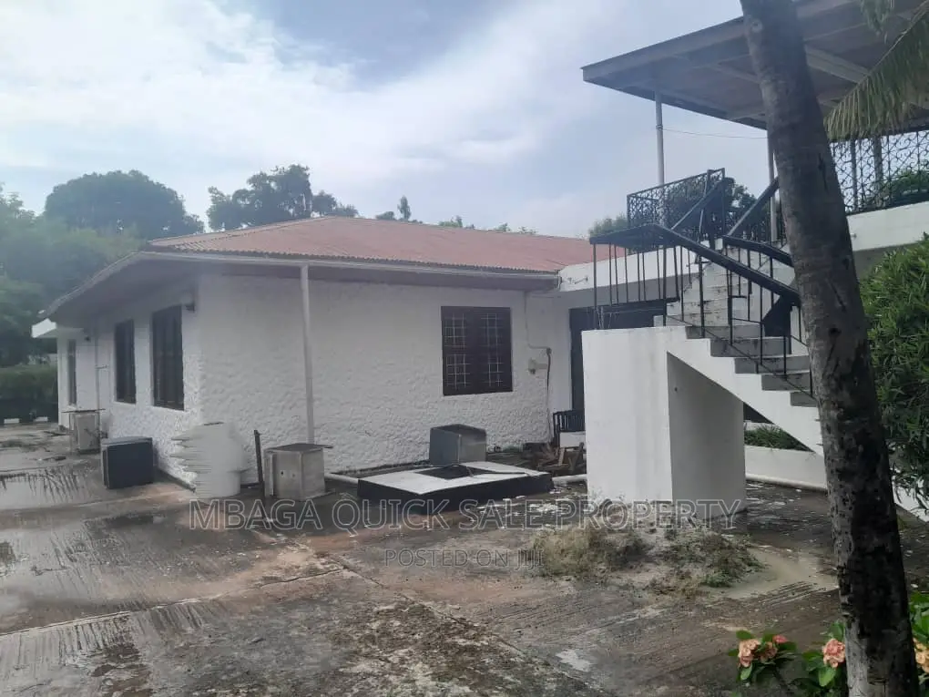 4bdrm House in Masaki for rent
