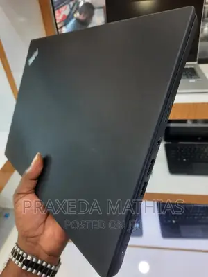 New Laptop Lenovo Thinkpad P14s 16GB Intel Core I7 SSD 512GB