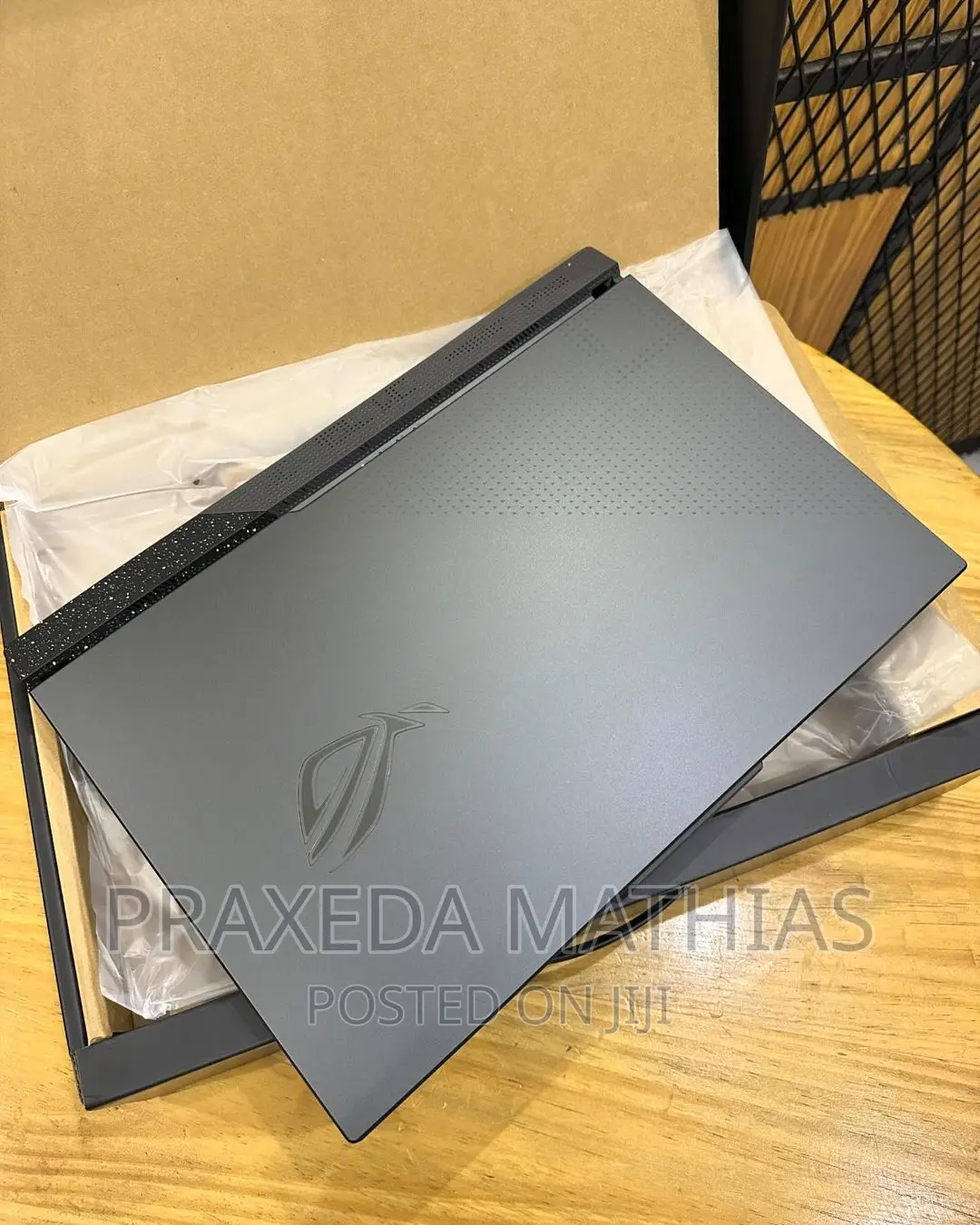 New Laptop Asus ROG Strix G17 32GB AMD Ryzen 9 SSD 1T