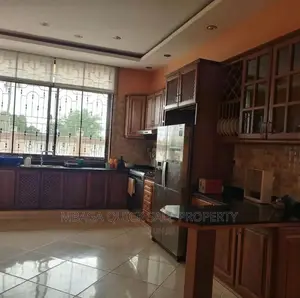 7bdrm House in Mbweni for rent