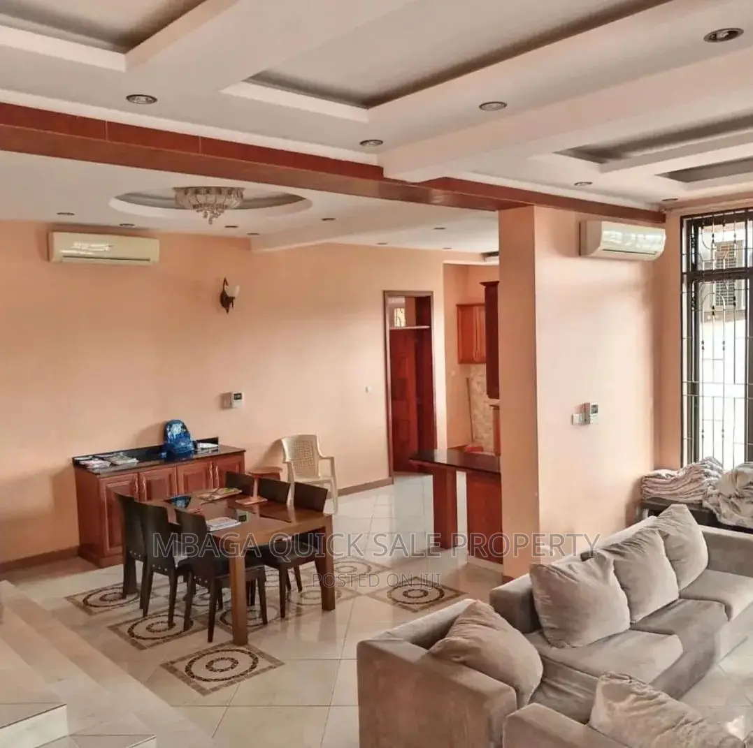 7bdrm House in Mbweni for rent