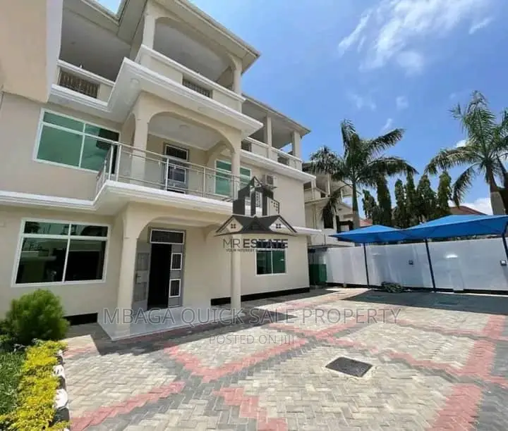 5bdrm House in Msasani  Peninsula for sale
