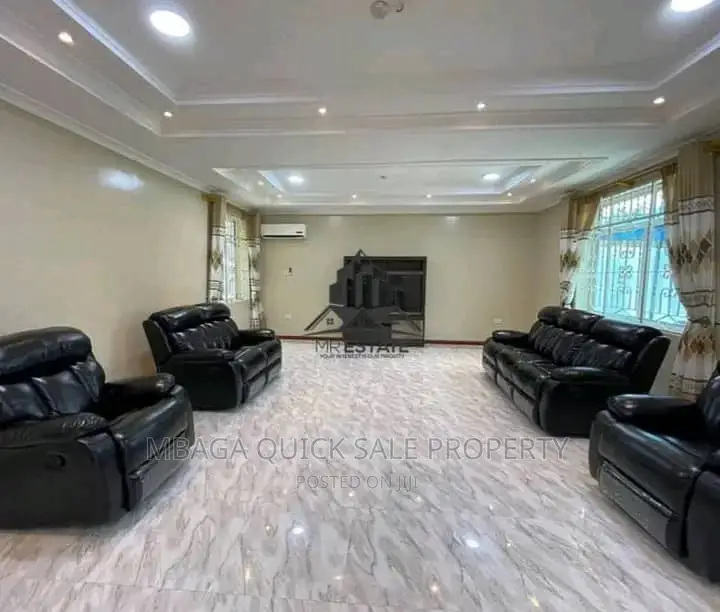 5bdrm House in Msasani  Peninsula for sale