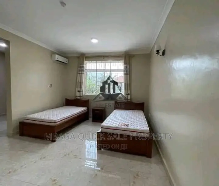 5bdrm House in Msasani  Peninsula for sale