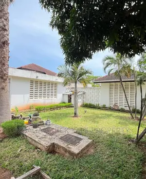 4bdrm Bungalow in Mbez Beach for rent