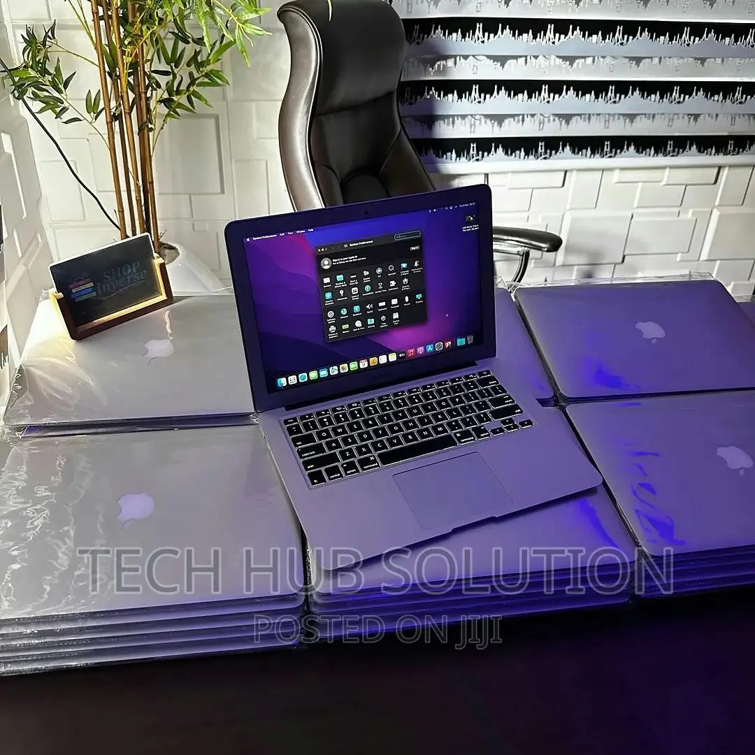 New Laptop Apple MacBook Air 8GB Intel Core I5 SSHD (Hybrid) 128GB