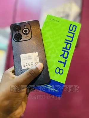 New Infinix Smart 8 64 GB Black