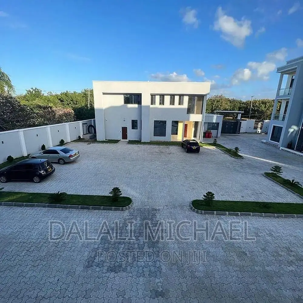 Furnished 3bdrm Apartment in Masaki for rent