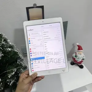 Apple iPad Air 32 GB Gray