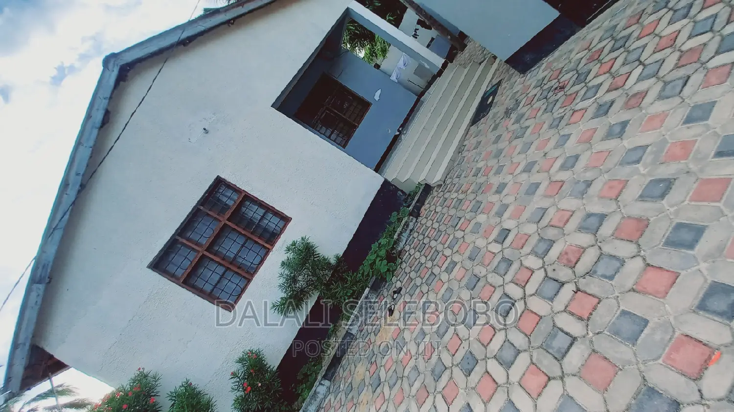 3bdrm Bungalow in Changanyikeni, Kinondoni for rent