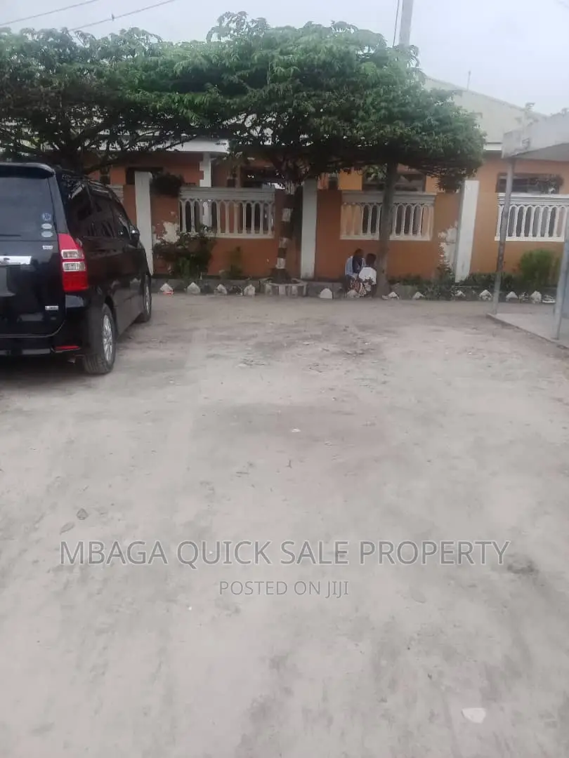 8bdrm House in Temeke, Azimio for sale