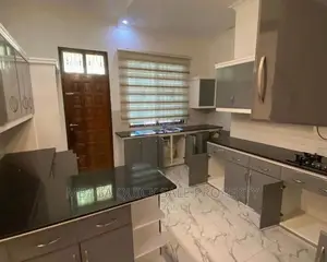 6bdrm House in Oyster Bay for rent