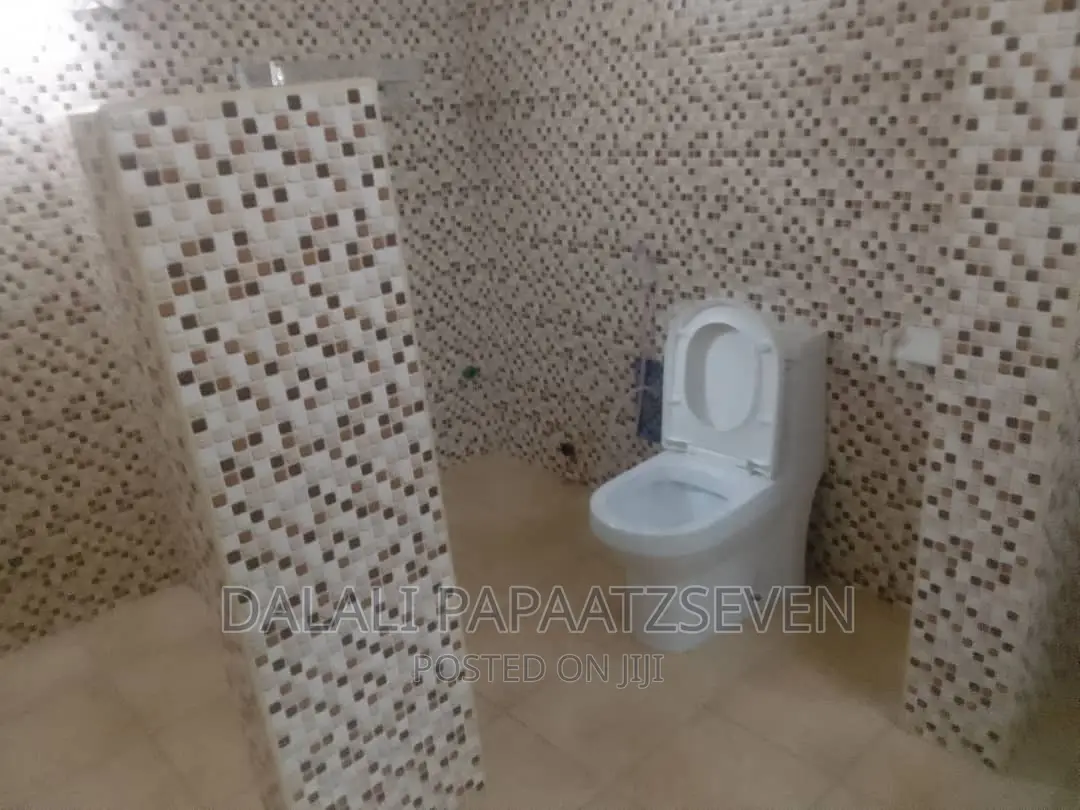 3bdrm House in Dalalipapaatzseven, Bunju for rent