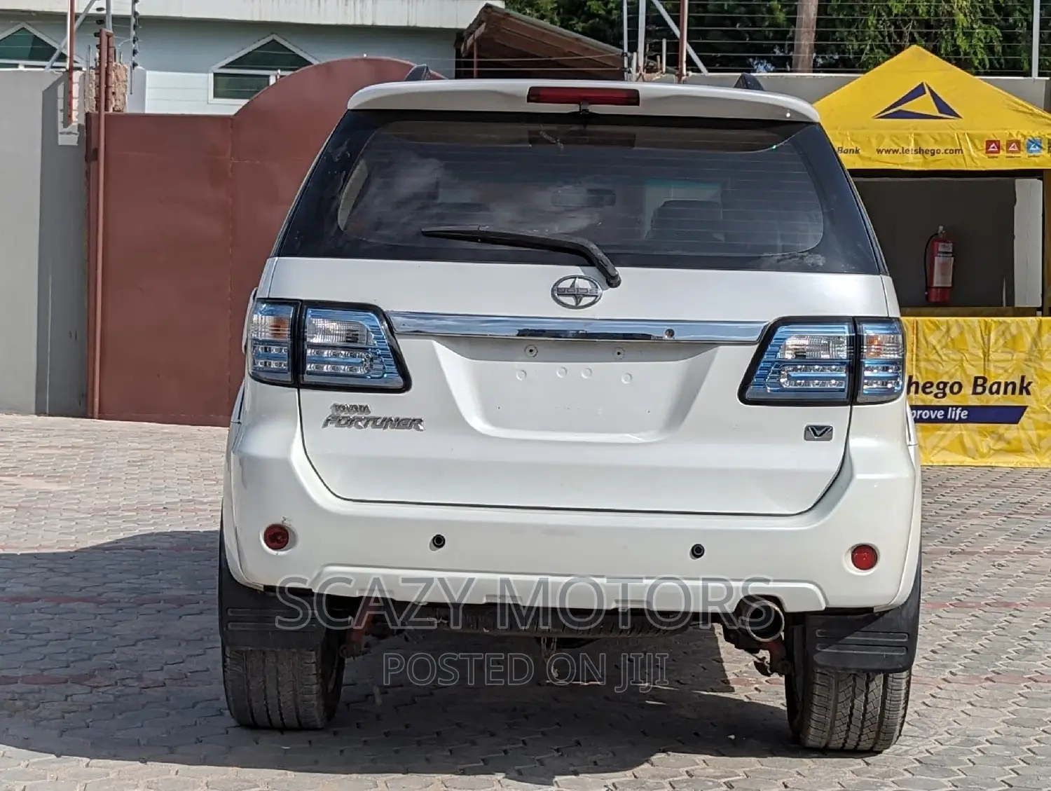 Toyota Fortuner 2005 White