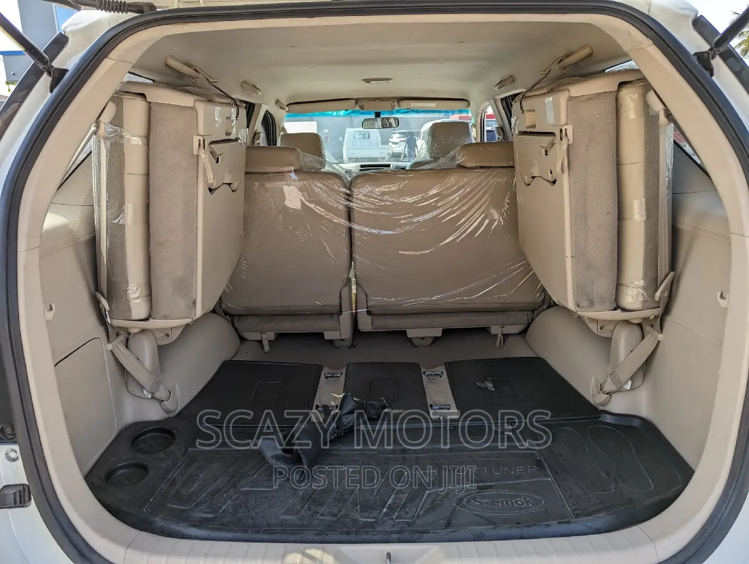 Toyota Fortuner 2005 White
