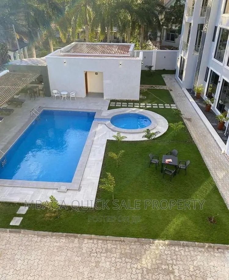 Furnished 3bdrm Apartment in Oyster Bay for rent