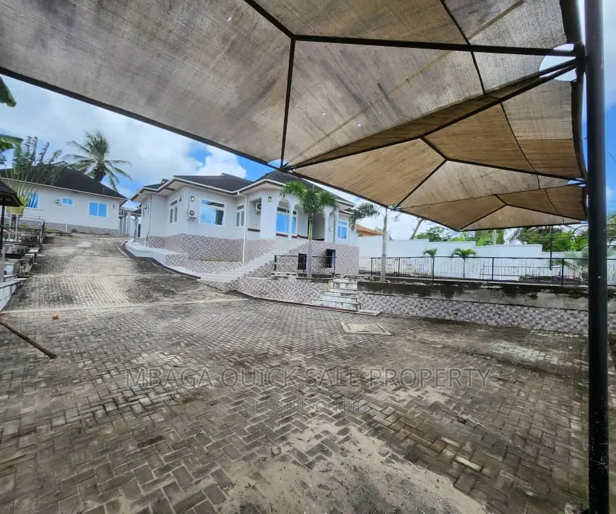4bdrm House in Salasala Majengo, Mbezi for rent
