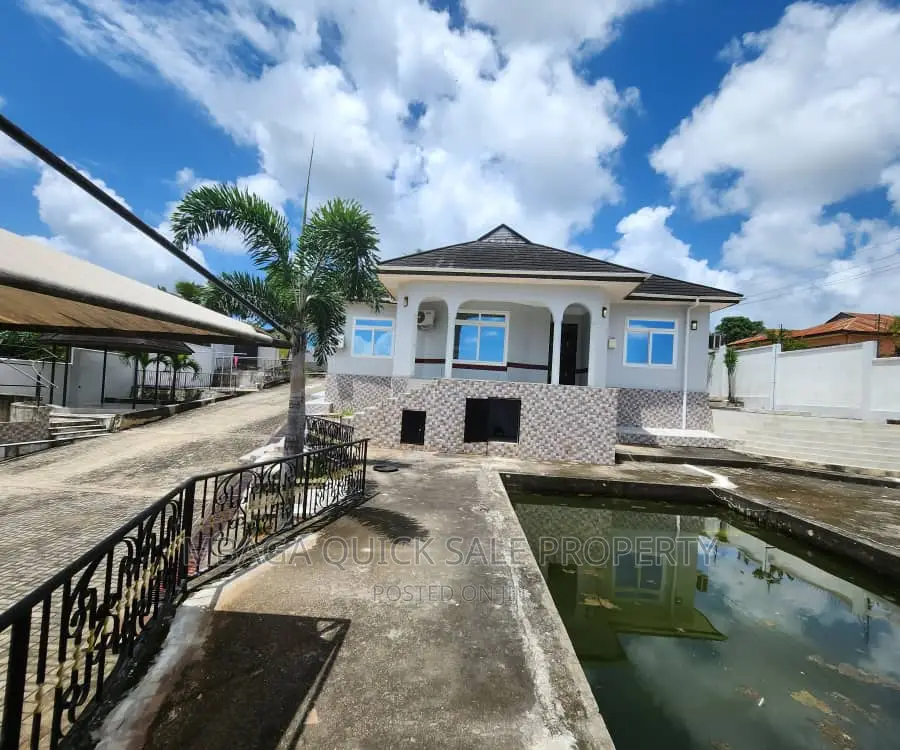 4bdrm House in Salasala Majengo, Mbezi for rent