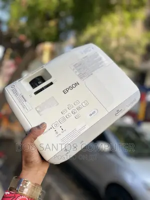 EPSON Projectors ( Watching Even Daylight)