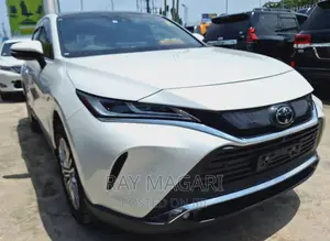 Toyota Harrier 2022 White