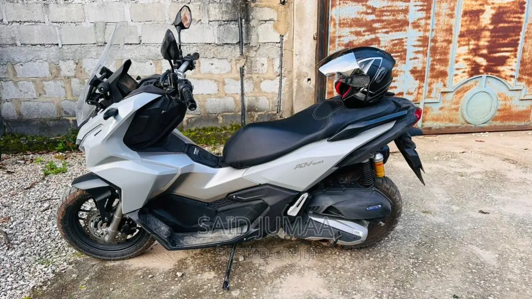 Honda 2023 Silver