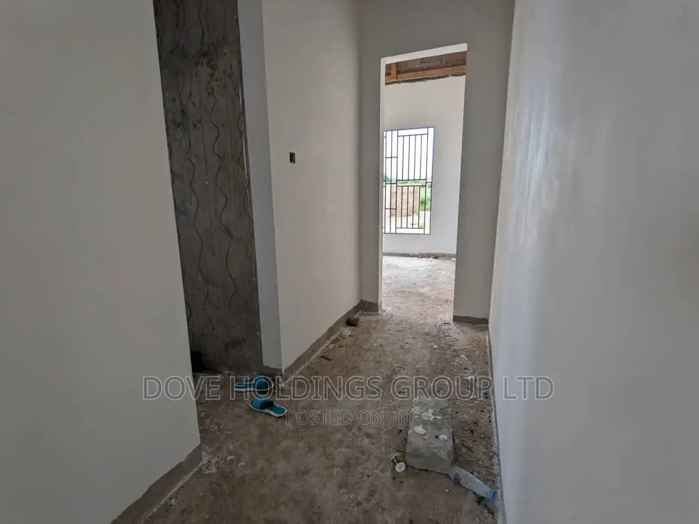 3bdrm House in Iyumbu Shule Ya, Dodoma Rural for sale