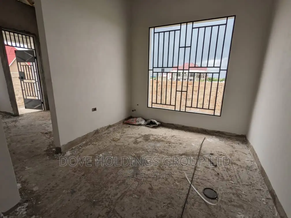 3bdrm House in Iyumbu Shule Ya, Dodoma Rural for sale