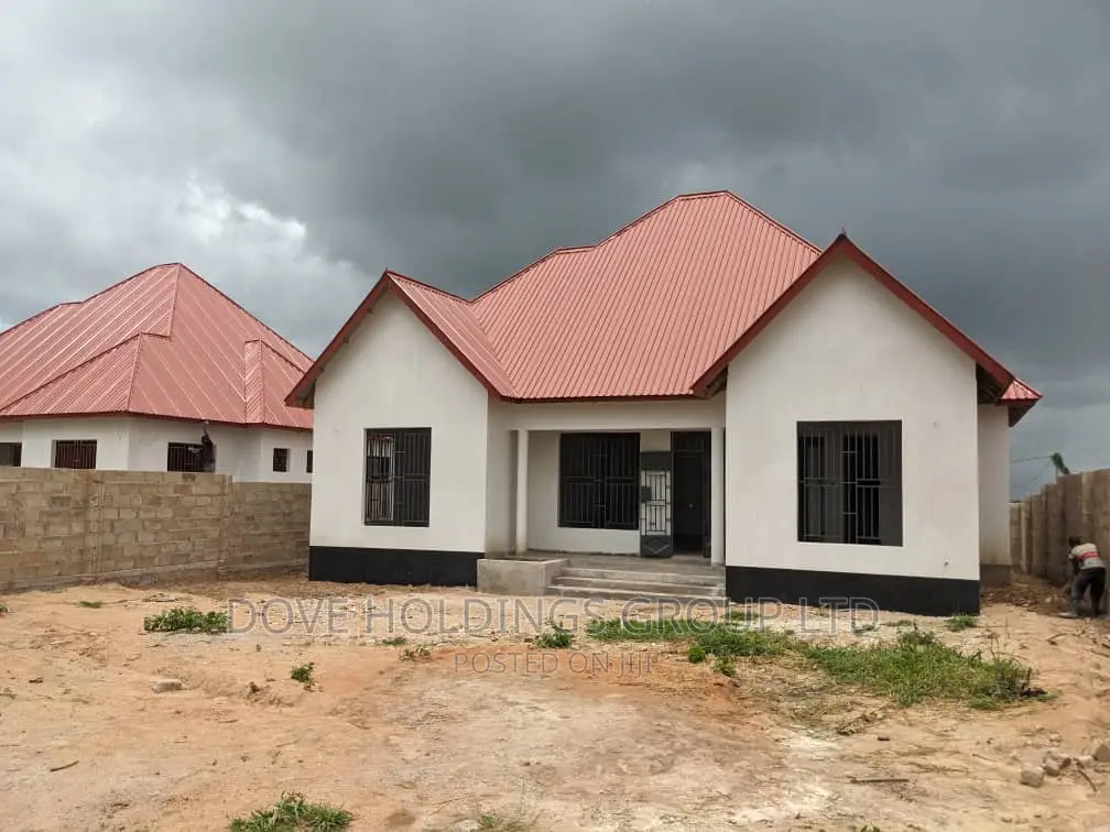 3bdrm House in Iyumbu Shule Ya, Dodoma Rural for sale