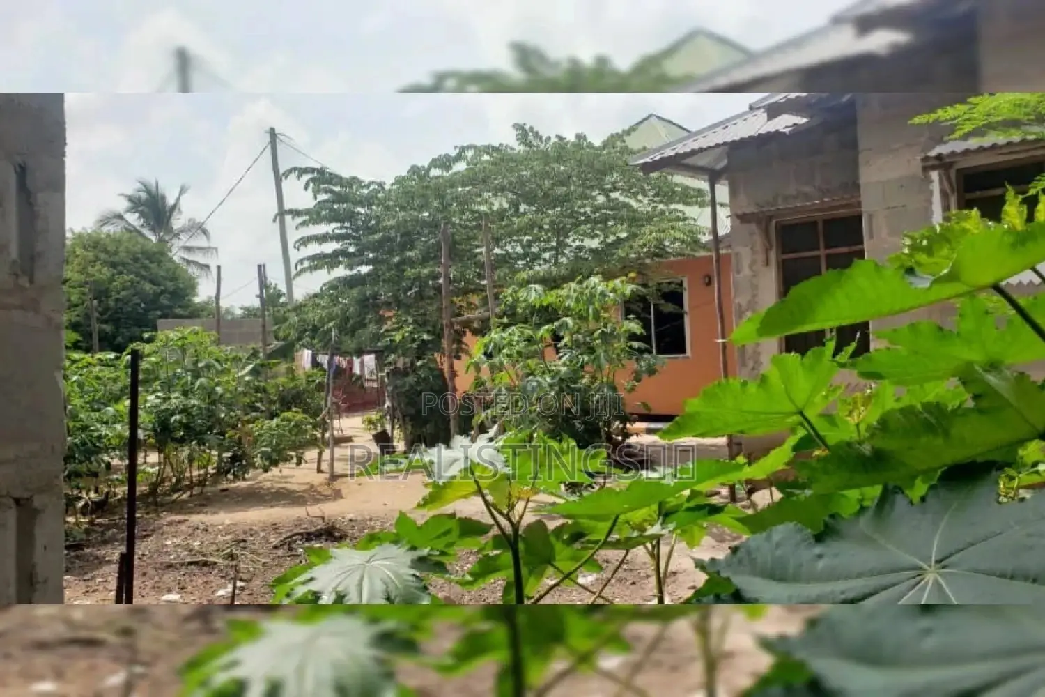3bdrm House in Goba for sale