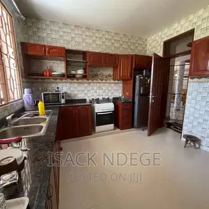 6bdrm House in Bahari Beach, Kinondoni for rent