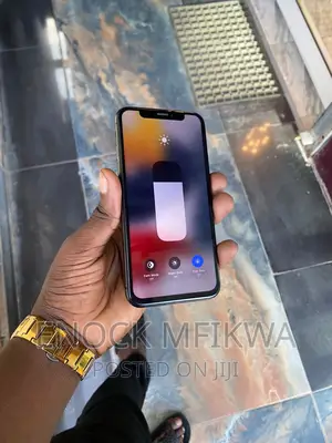 Apple iPhone X 64 GB Black