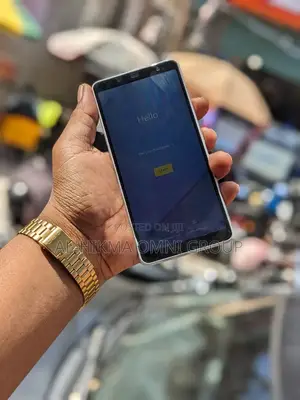 Sharp Aquos R Compactn SHV41 32 GB Silver