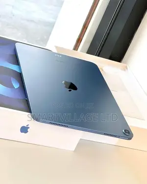 New Apple iPad Air (2022) 256 GB Gray