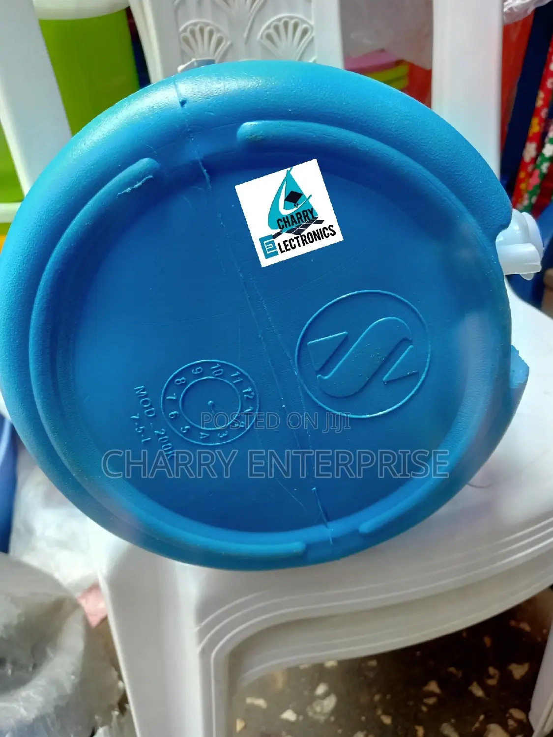Best Quality Material Cooler Box / Deli / ICE BOX 7.5L