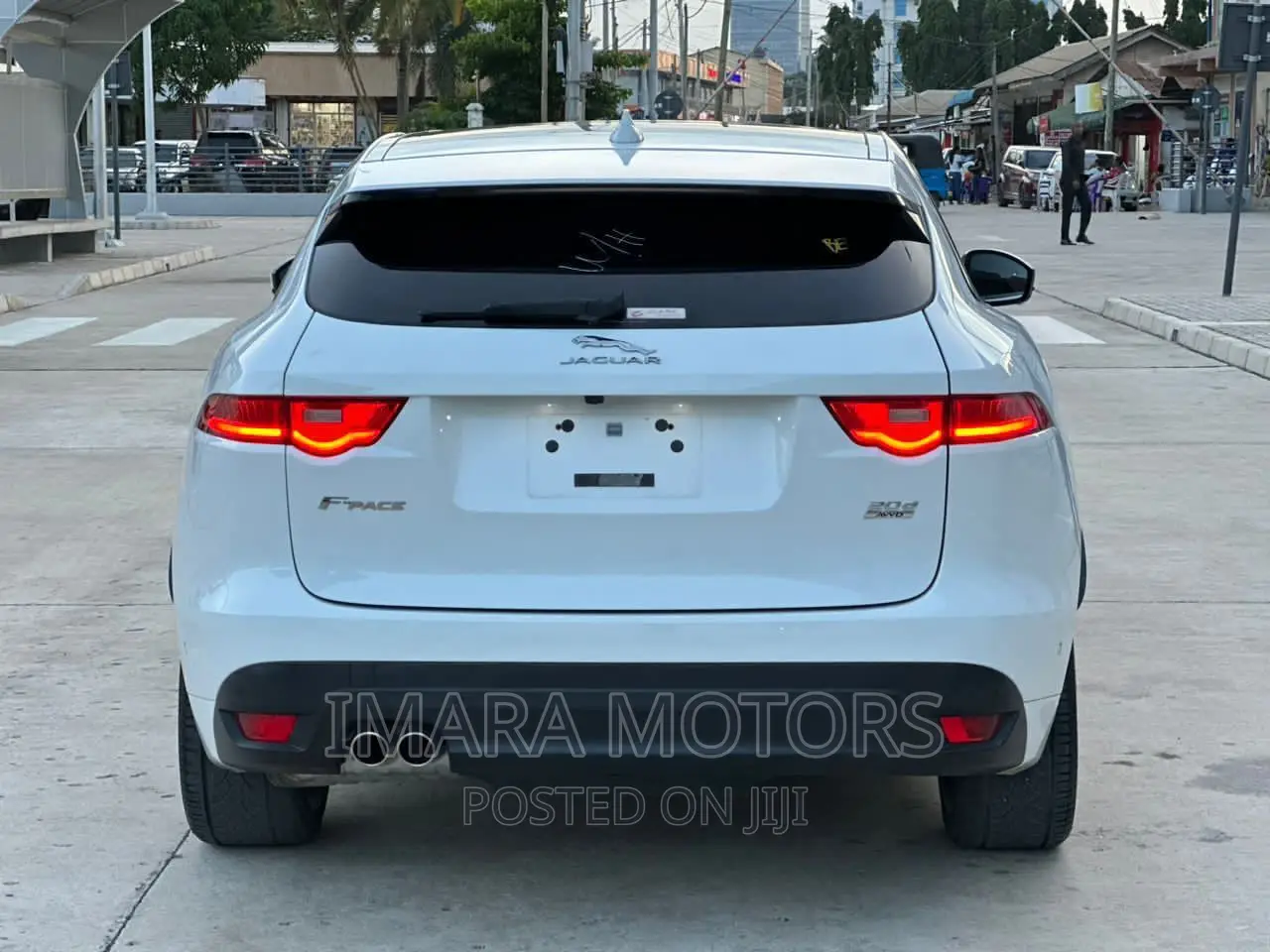 Jaguar F-Pace 2017 White