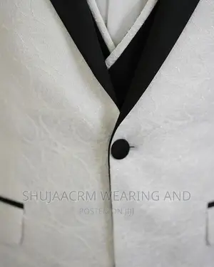 Smart Suit Fashion /