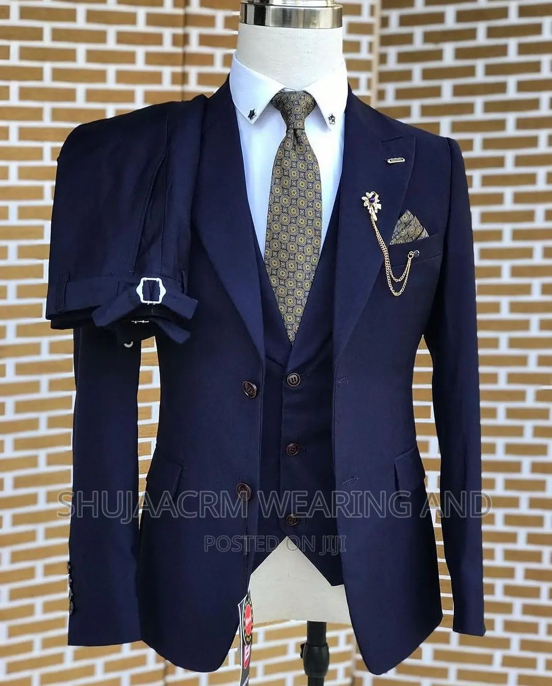 Official Men's Suit Classic