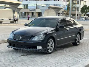 Toyota Crown 2005 Black