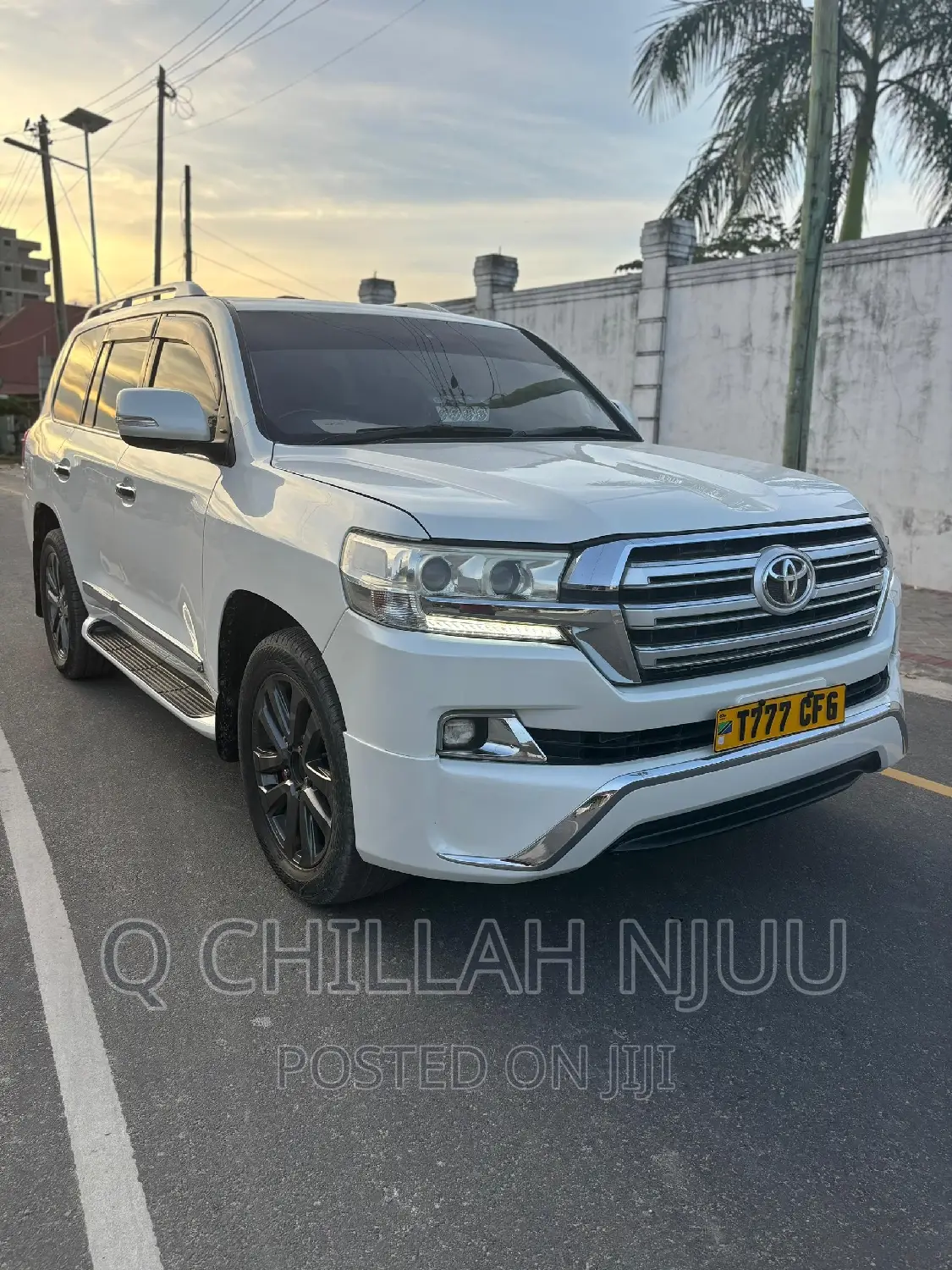 Toyota Land Cruiser 2012 White