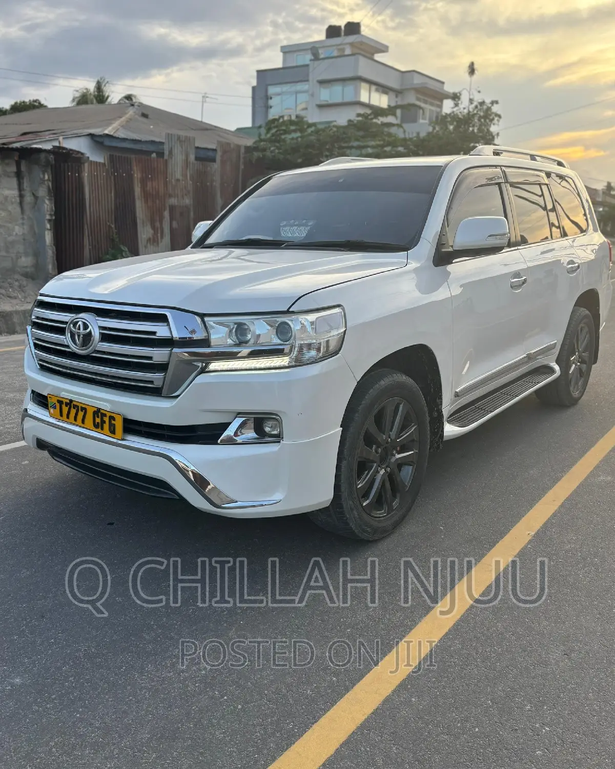 Toyota Land Cruiser 2012 White