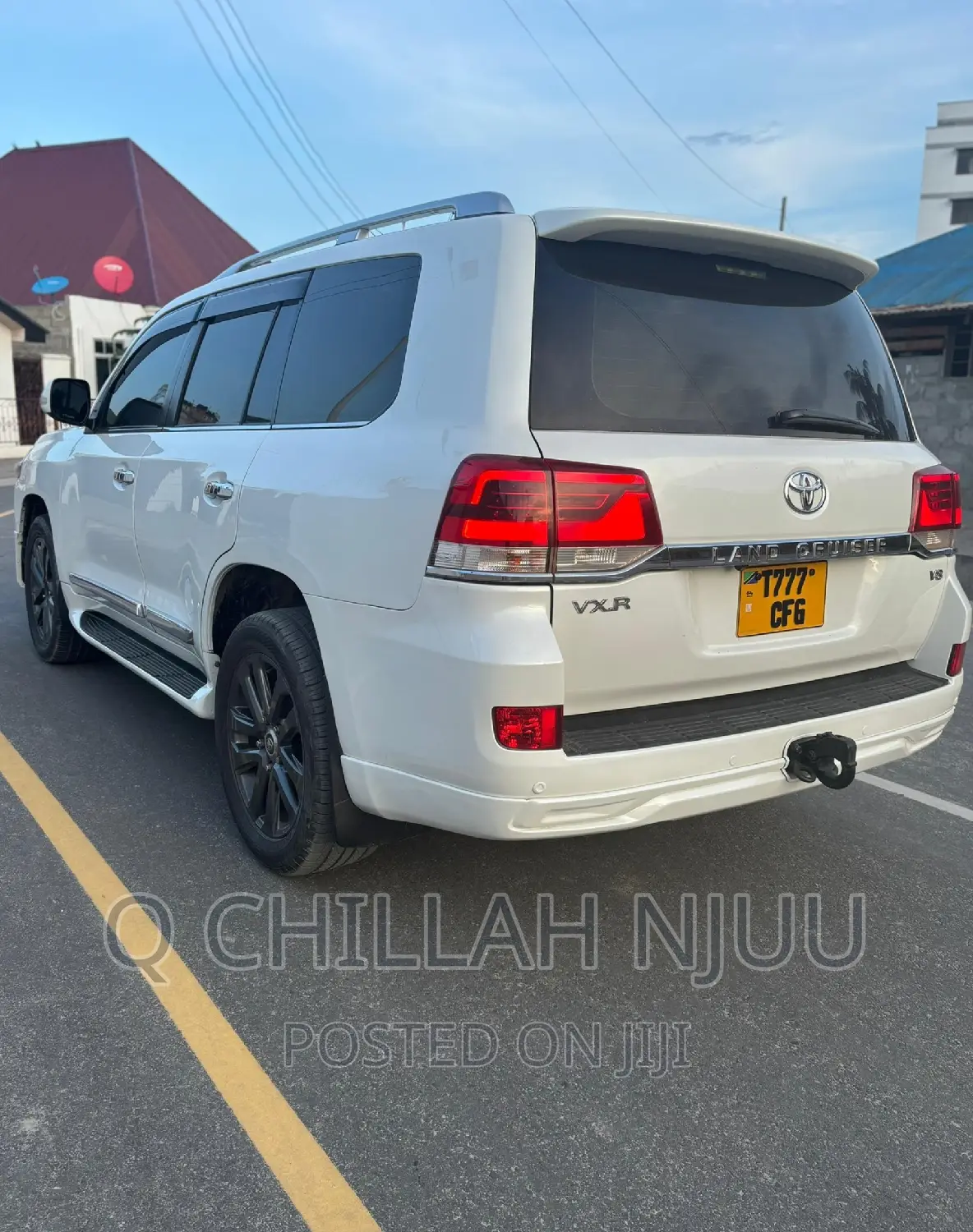 Toyota Land Cruiser 2012 White