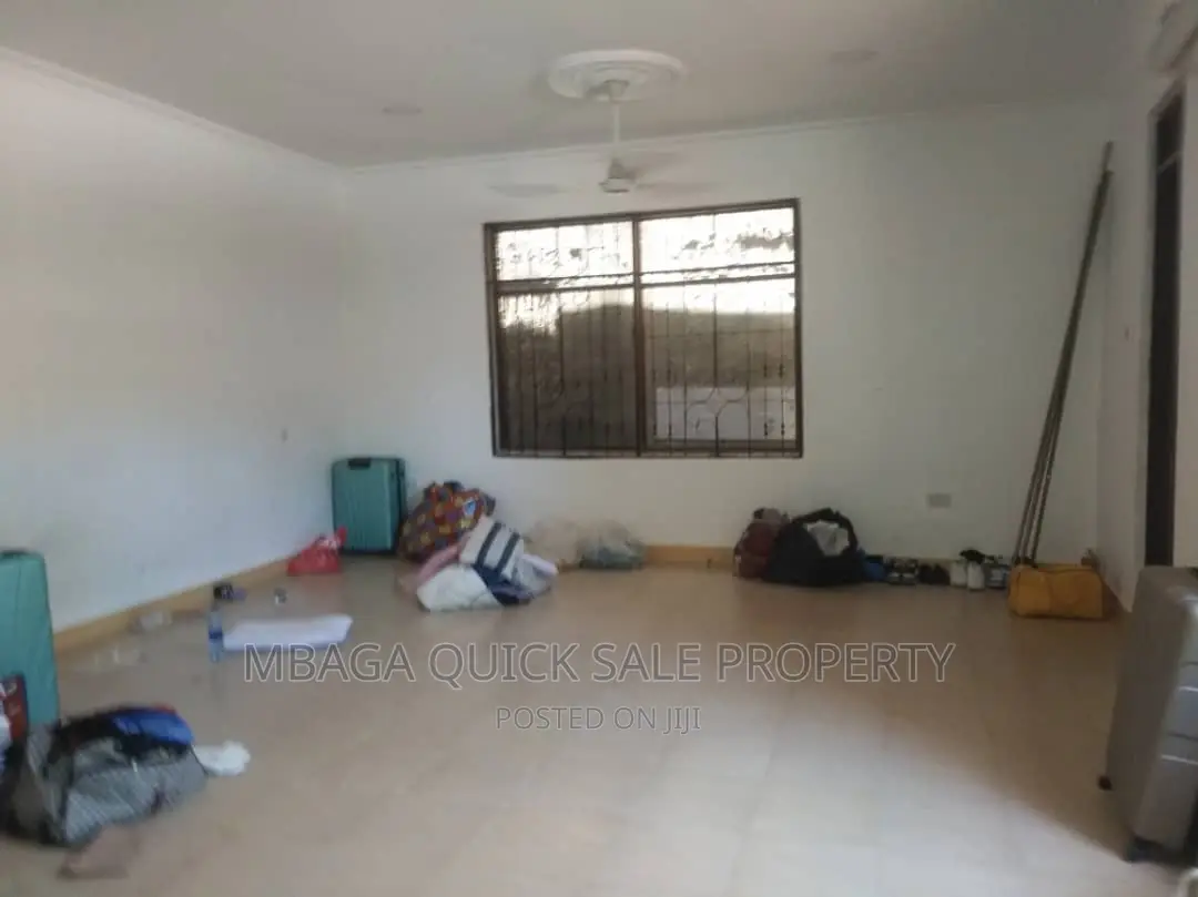 3bdrm Bungalow in Kinondoni  Kwa  for rent