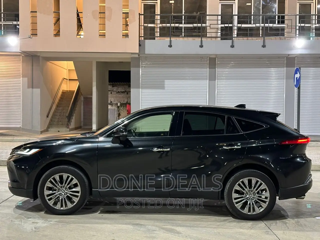 Toyota Harrier 2021 Black
