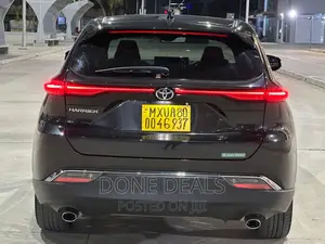 Toyota Harrier 2021 Black